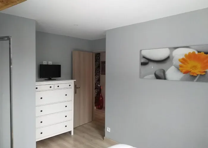 Le Petit Poucet * La Bourboule